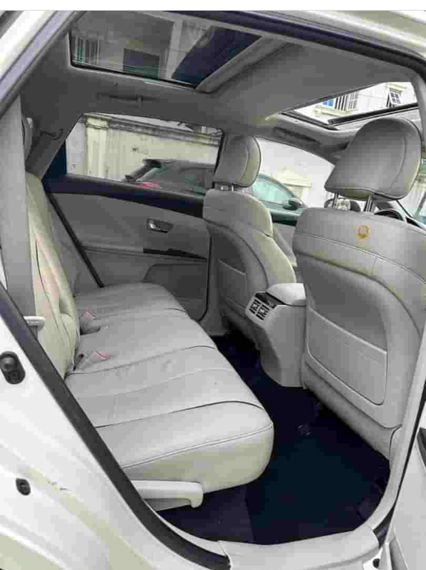 Thumbnail 6 of 2010 Toyota Venza